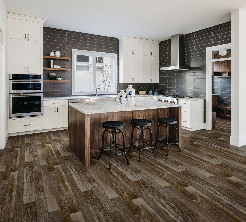 Dark and Moody Mayfair Dark and Moody Mayfair